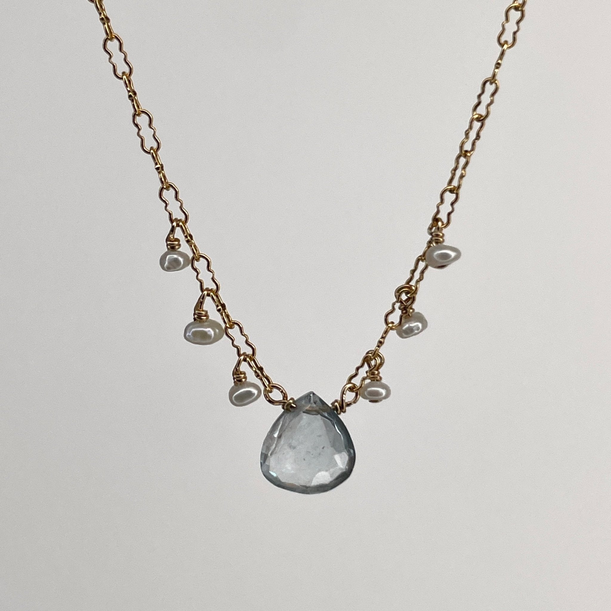 Aquamarine Devotion Necklace - Tree Myriah