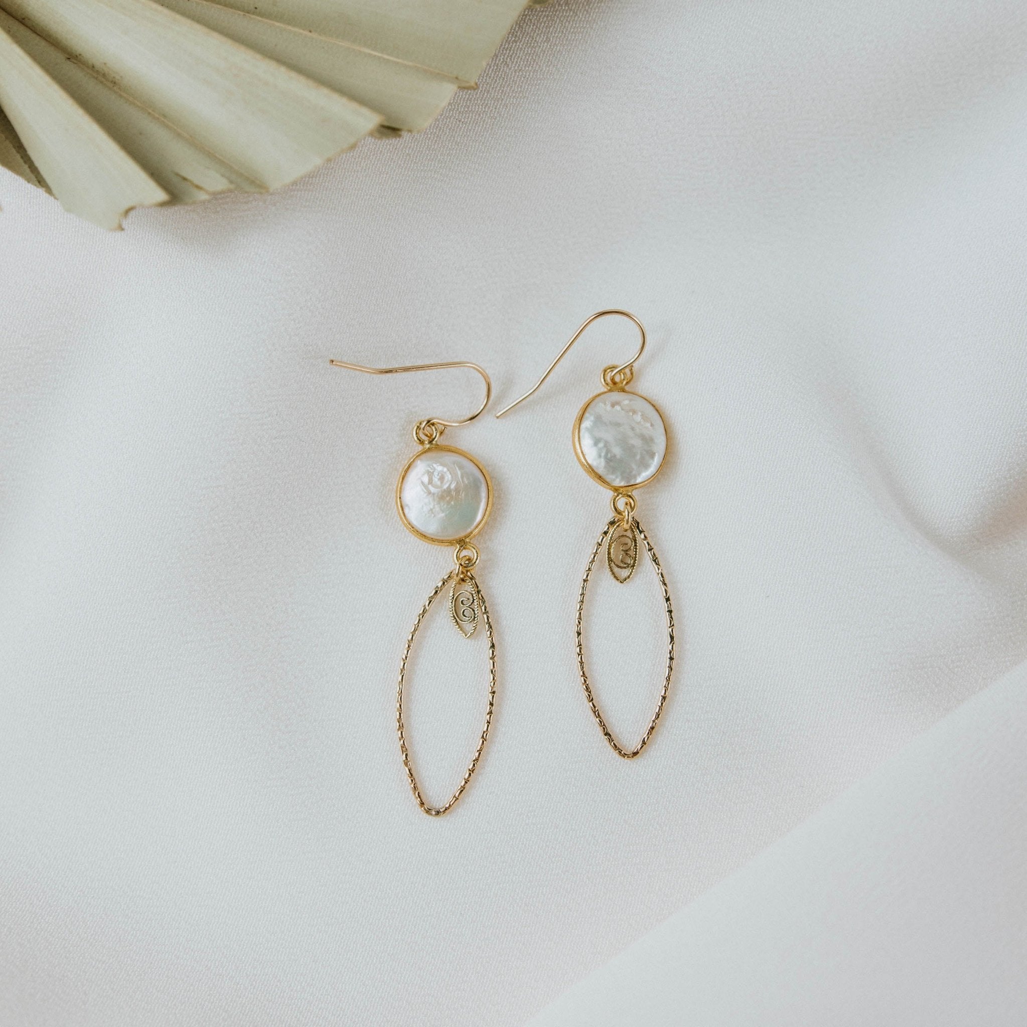 Pearl Mandy Earrings - Tree Myriah